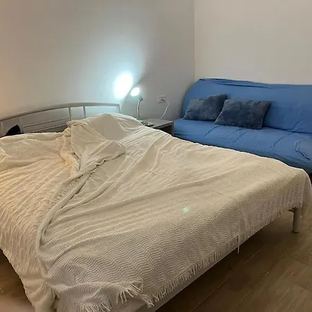 Holliday 200m From The At White Rocks, Сasa de vacaciones *