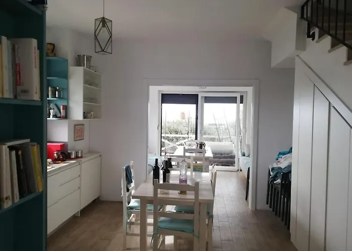 Holliday 200m From The At White Rocks, Сasa de vacaciones *